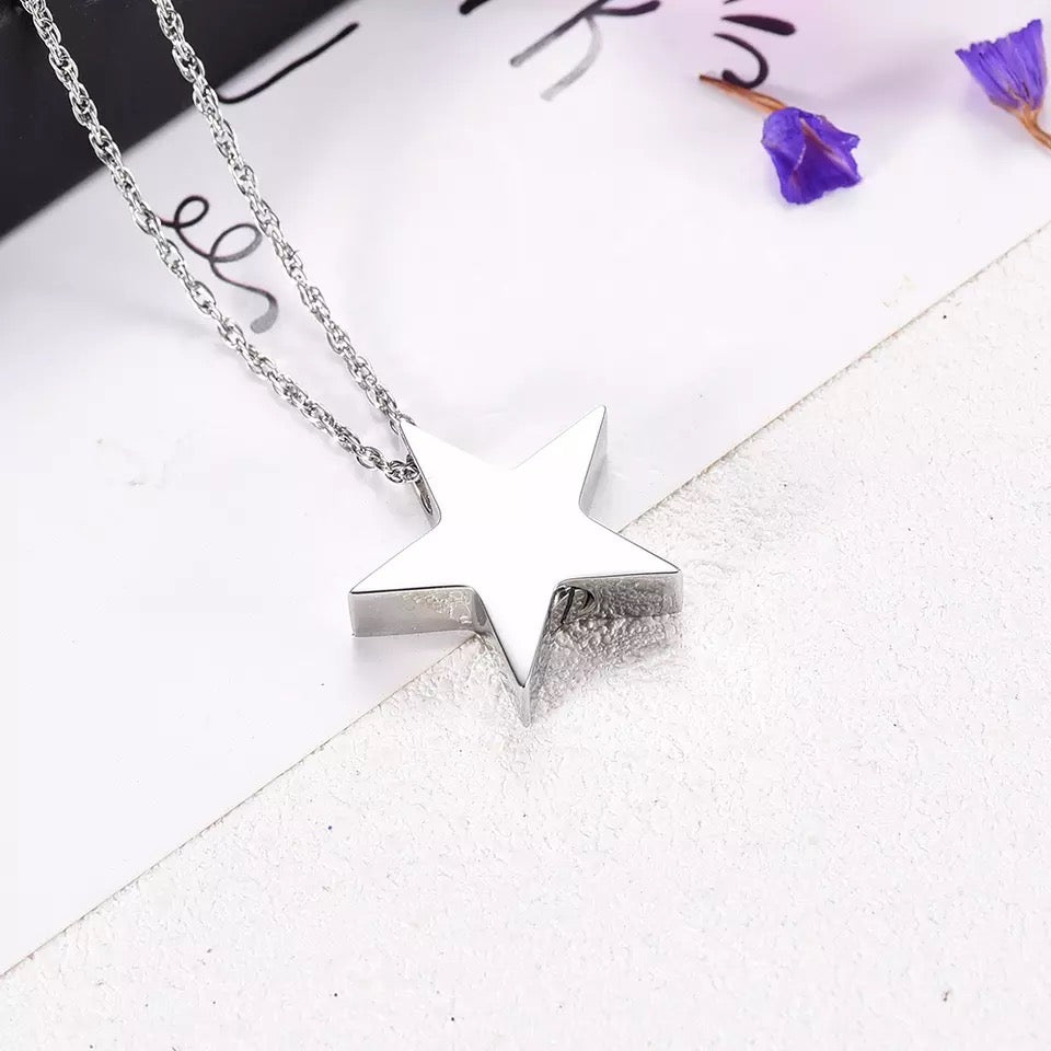 Pure Star Pendant